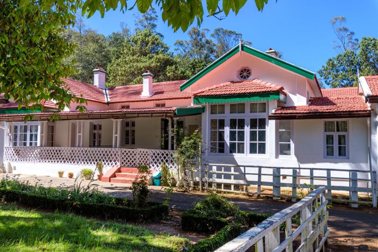 Saffronstays Milton Abbott Estate, Уті Екстер'єр фото